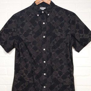 Old Navy men's black patterned slim fit short sleeve button shirt